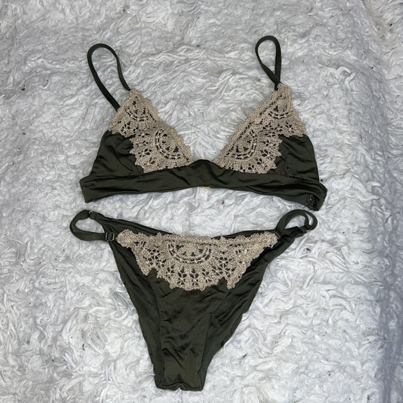 blue life eclipse crochet bikini xs - Picture 4 of 5